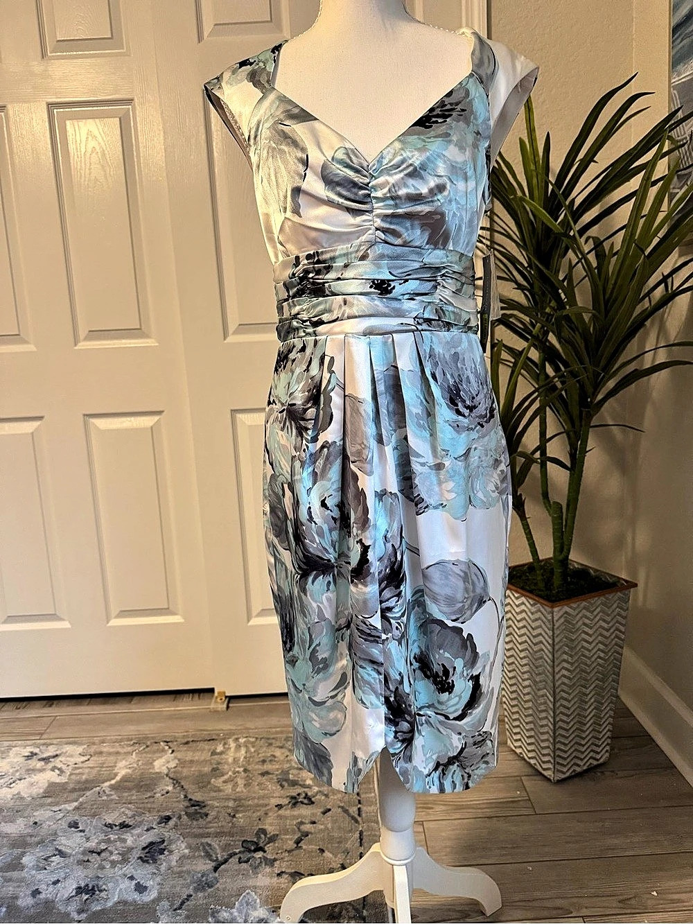 London Times Blue Guy Dress Floral Midi Dress in Blue & White Size 8 NWT